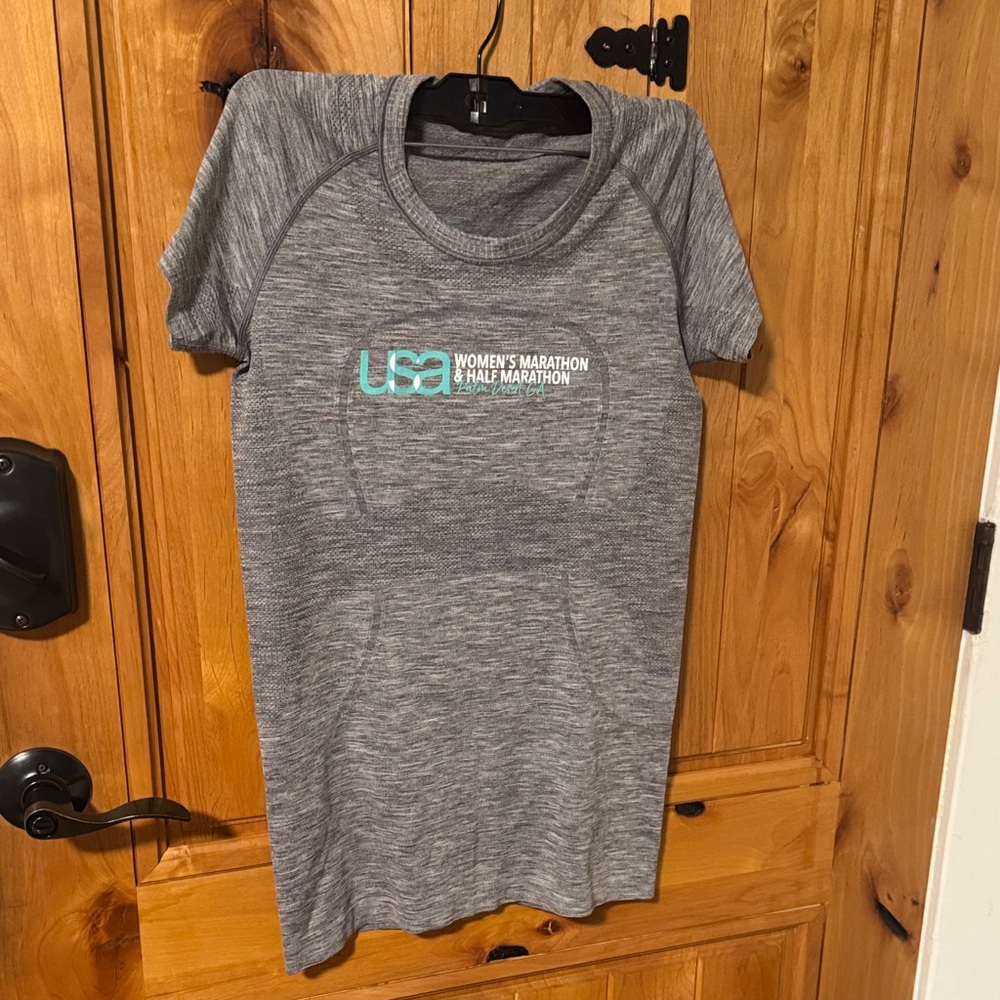 Sold Lululemon Swiftly Tech Short Sleeve top